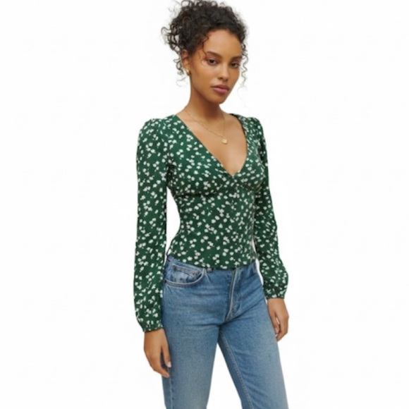 Reformation Tops - Reformation Green With Cream Flowers “Nell” Top Size Small
